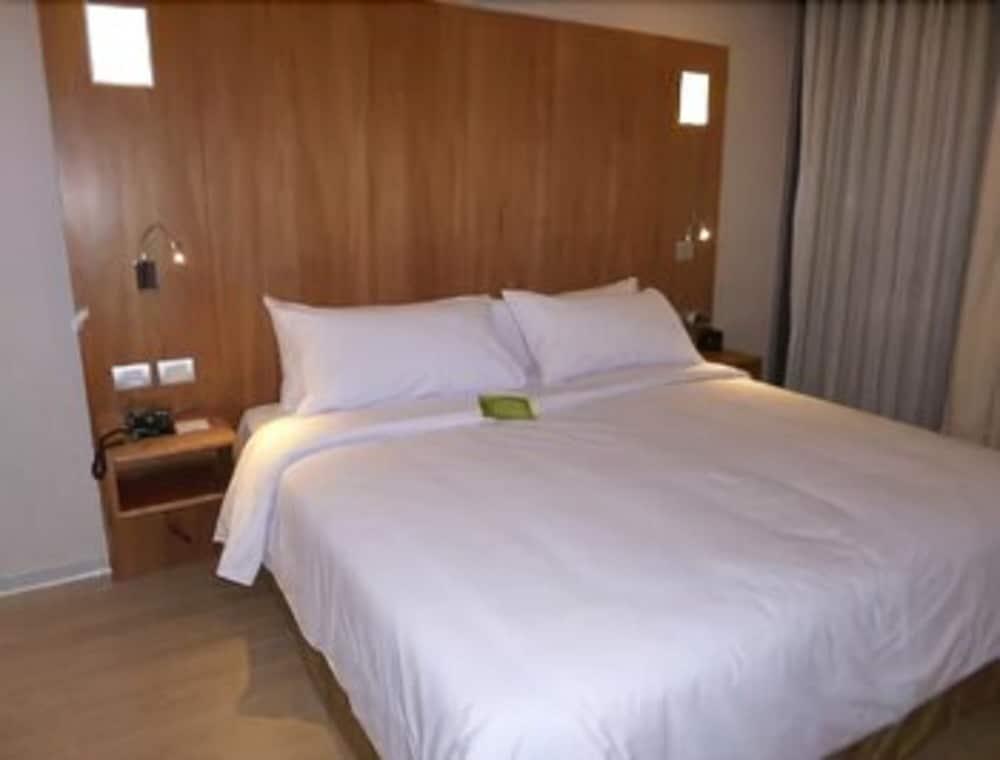 Ramada Encore By Wyndham Lima San Isidro Esterno foto