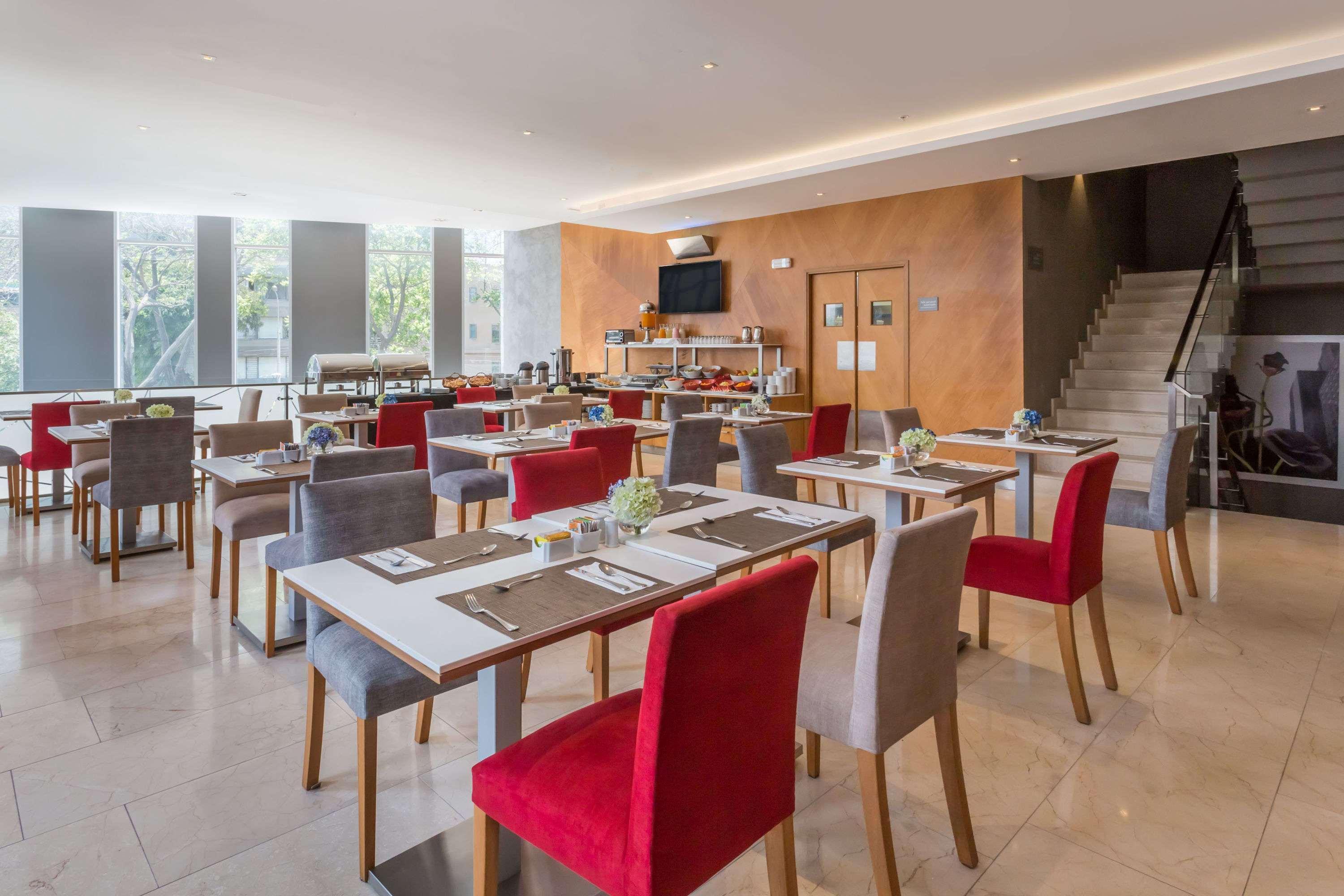 Ramada Encore By Wyndham Lima San Isidro Esterno foto
