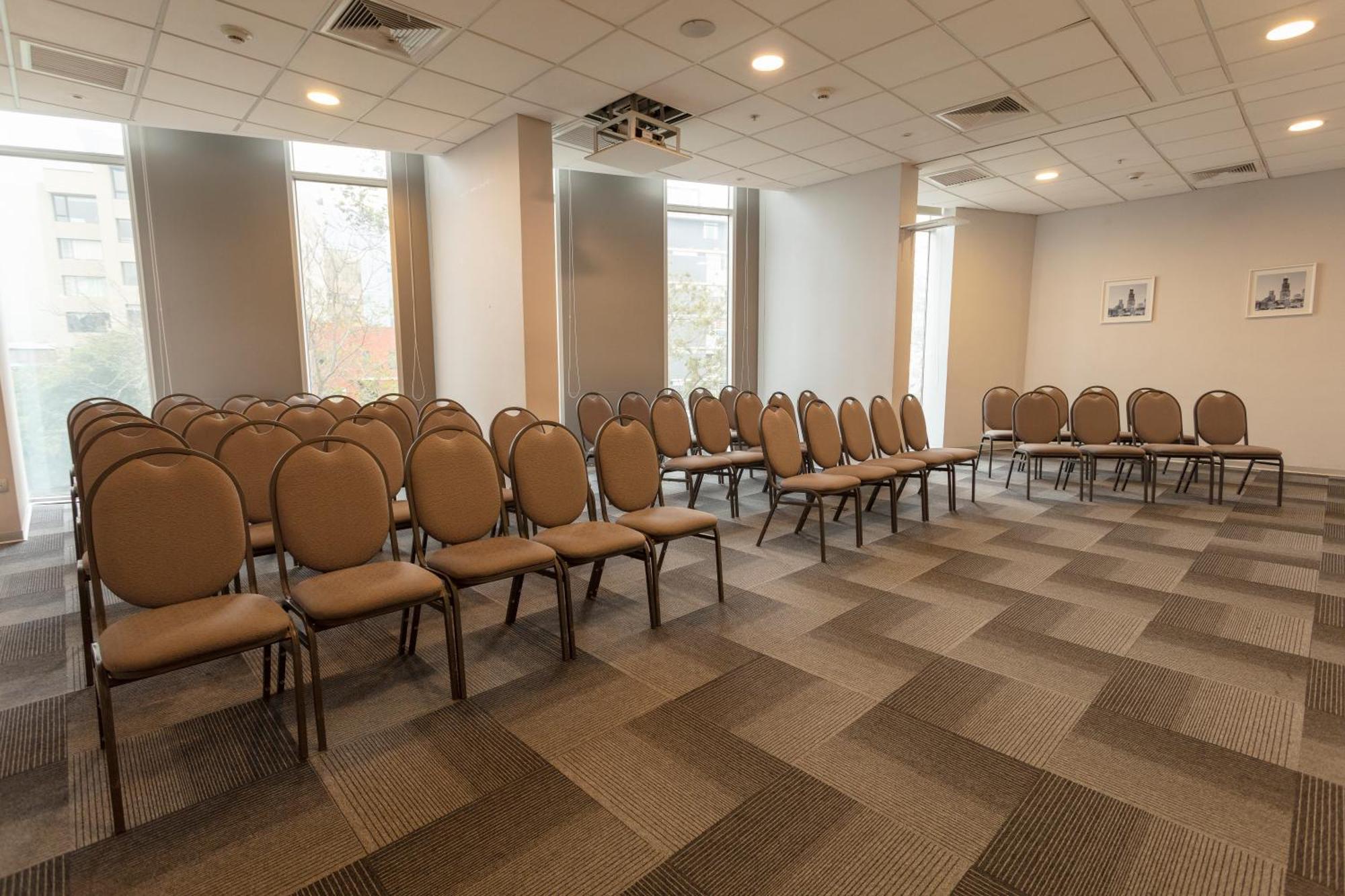 Hotel Ramada Encore By Wyndham Lima San Isidro Esterno foto